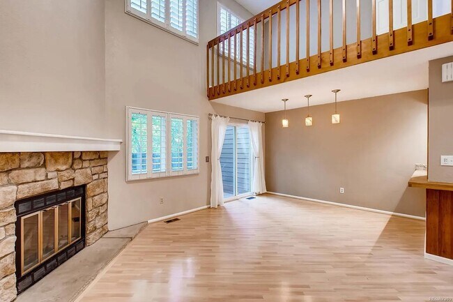 Foto del edificio - Beautiful townhouse in Gunbarrel with modern appliances, private master suite, vaulted ceilings, ...