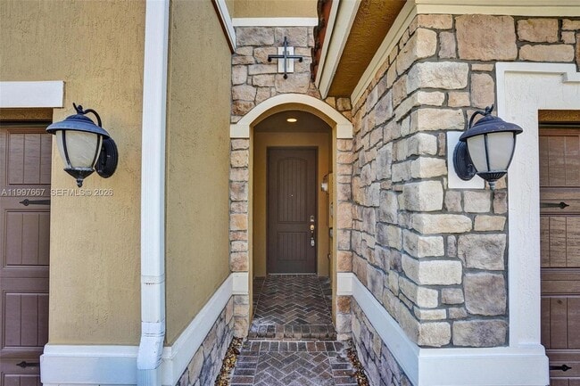 Building Photo - 8432 Blue Cove Way