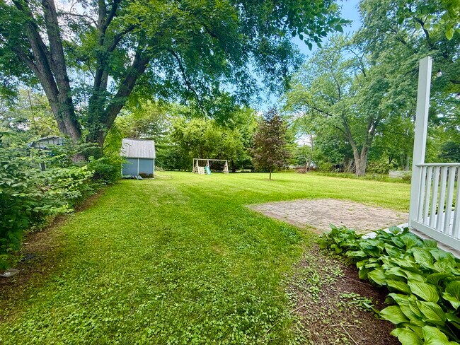 Foto del edificio - 1433 Alton Darby Creek Rd