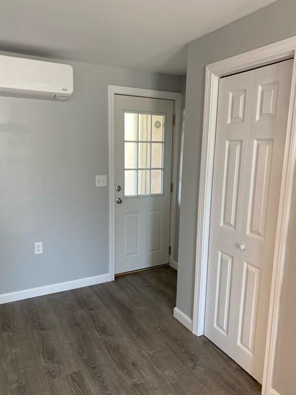 Building Photo - 1 bedroom in Dartmouth MA 02748