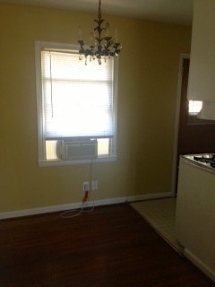 Building Photo - 5316 Lynnville Ave
