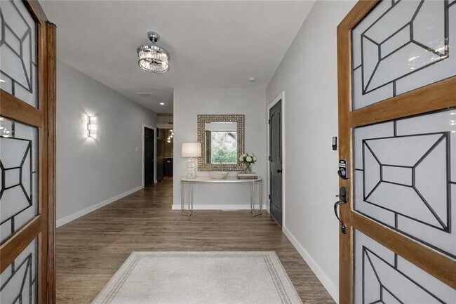Foto del edificio - 3336 Creatwood Trail SE