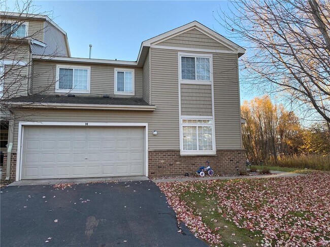 Building Photo - 5025 Garland Ln