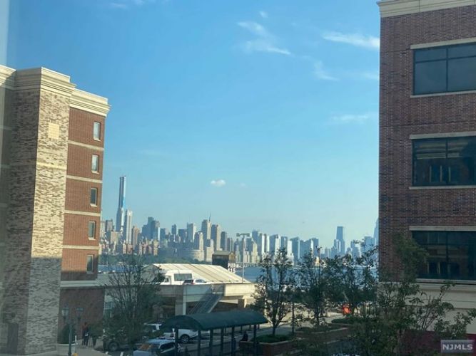 2101 City Pl Unit 2101, Edgewater, NJ 07020 Condo for Rent in Edgewater, NJ