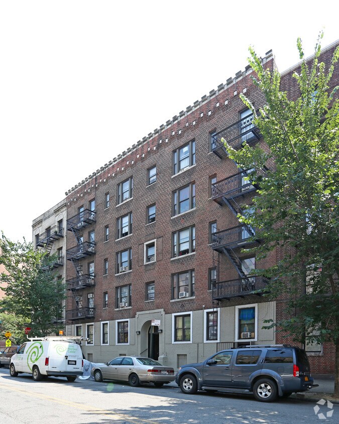 Primary Photo - 181-183 Vermilyea Ave