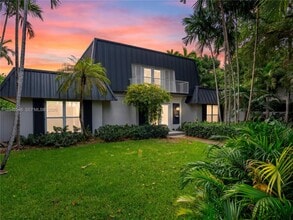 Building Photo - 651 S Mashta Dr