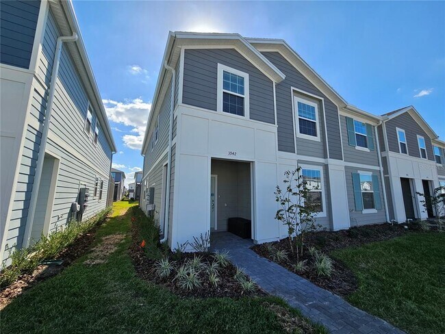 Building Photo - 3942 Lana Ave