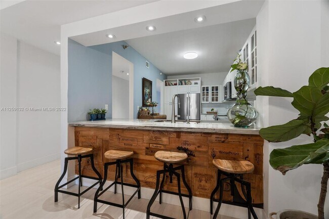 Foto del edificio - 10720 NW 66th St
