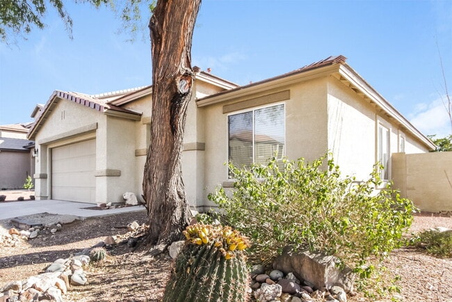 Building Photo - 3576 E Mecate Rd