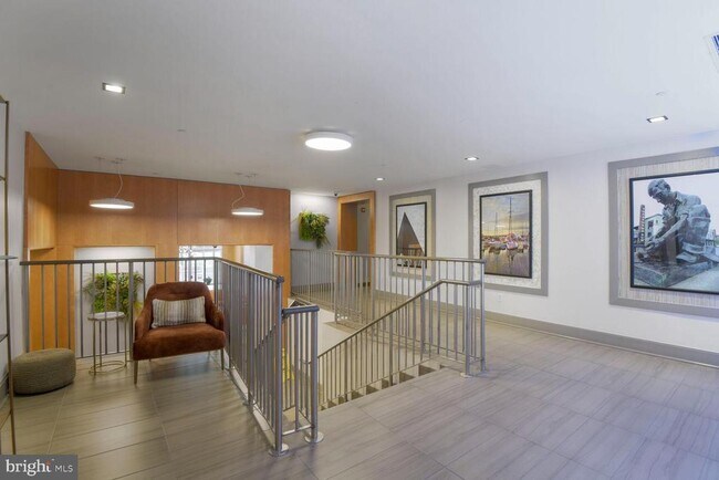 Foto del edificio - 355 I St SW
