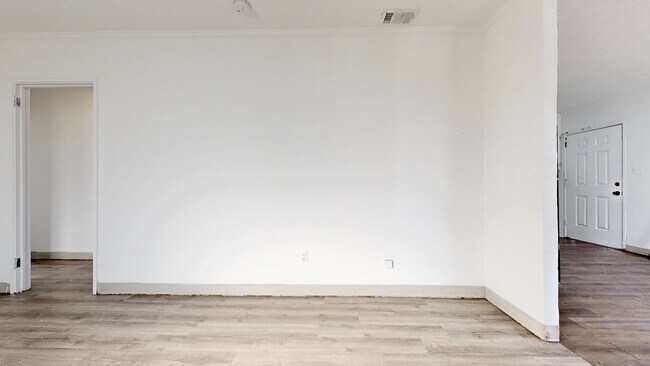 Foto del edificio - 526 Ware St