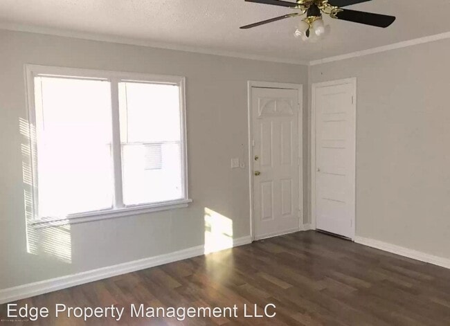 Building Photo - 3 br, 1 bath House - 1515 S Travis