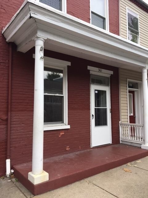 Primary Photo - 361 E MAIN St