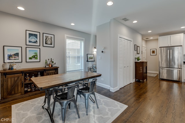 Foto del edificio - 2458 N Linden Pl