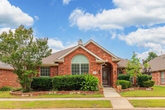 Building Photo - 3704 Carmel Mountain Dr