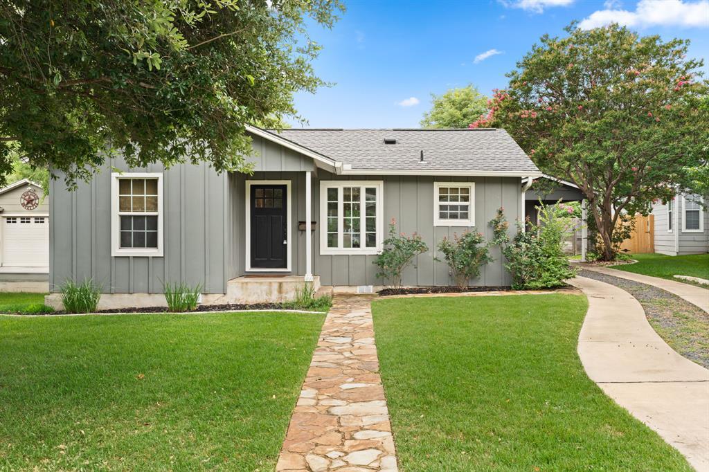Primary Photo - 5212 Valley Oak Dr