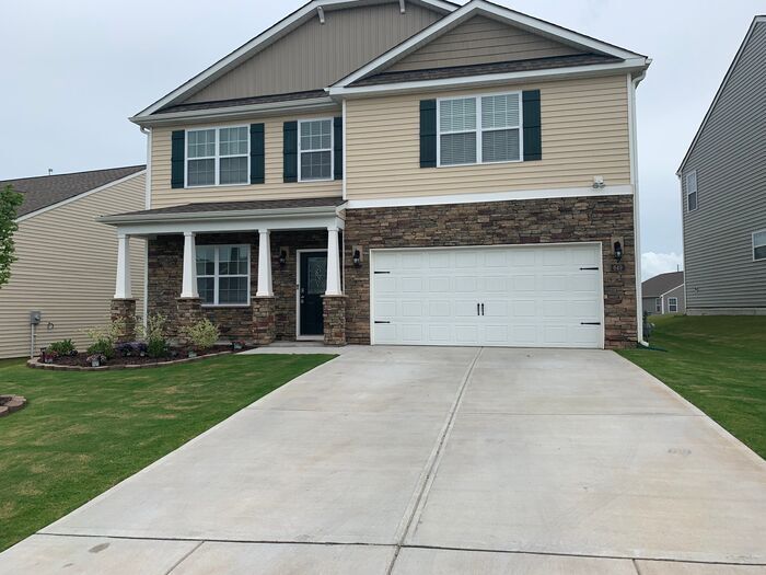 NOW AVAILABLE! 649 River Dell Townes Ave... House for Rent in