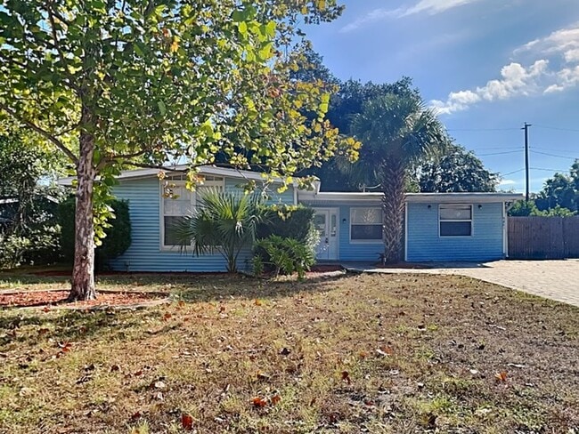 Building Photo - 9801 N 55th St