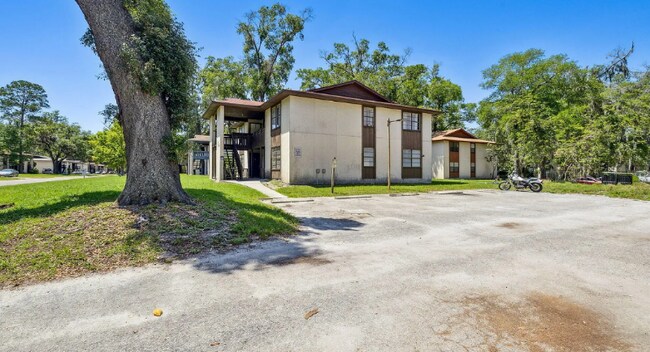 Foto del edificio - 458 Bentwood Ln