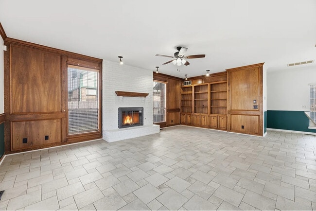 Building Photo - 9912 S 107th E Ave