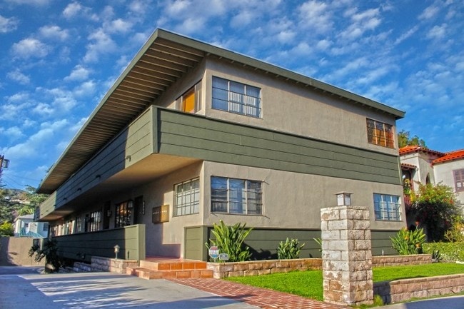 Building Photo - 4233 Avocado St