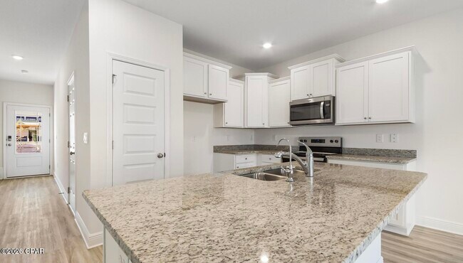 Building Photo - 187 Ellery Ln