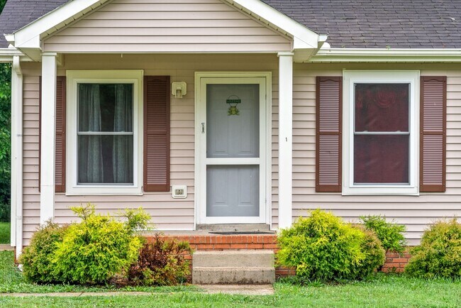 Foto del edificio - 135 E St