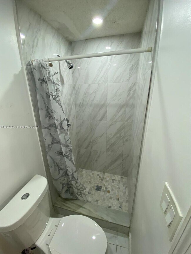 Foto del edificio - 8182 SW 163rd Ave