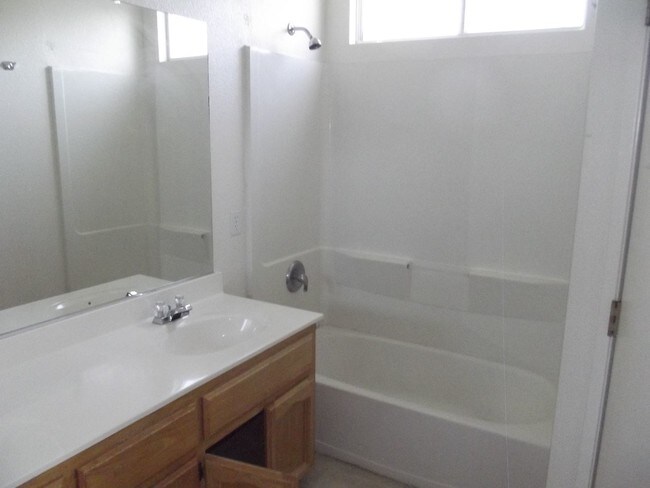 Building Photo - 9322 Bennoel Way