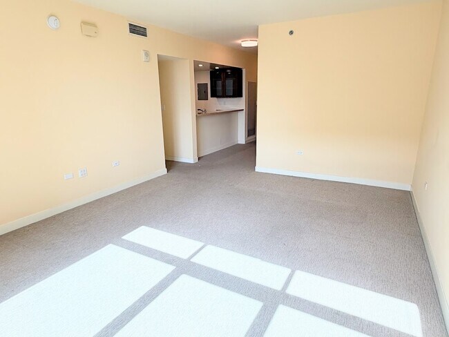 Foto del edificio - 425 W Beech St