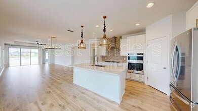 Building Photo - 637 Stargaze Ln