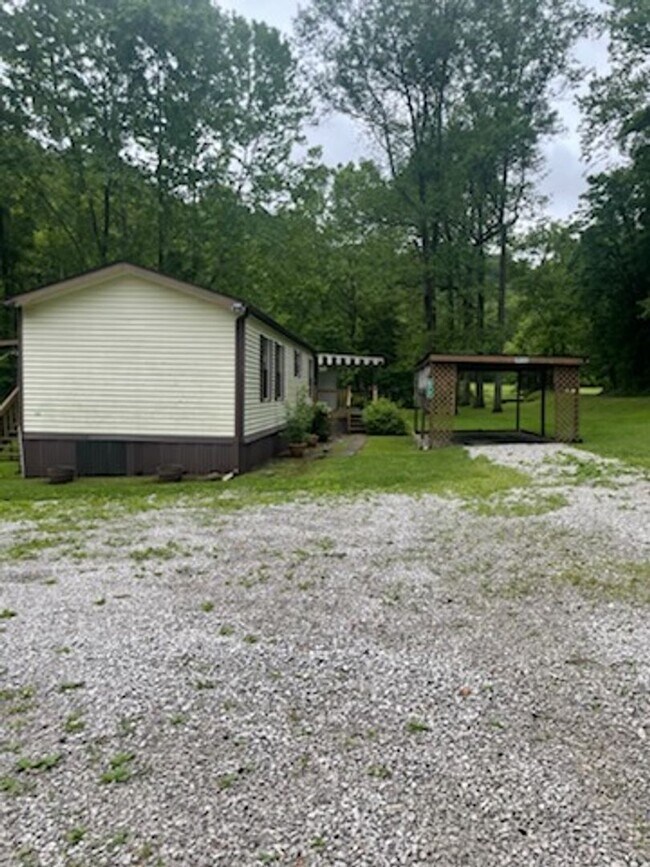 Foto del edificio - Two Bedroom Mobile Home in Quiet Setting