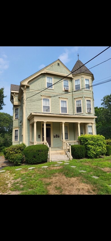 Primary Photo - 43 Dean Ave