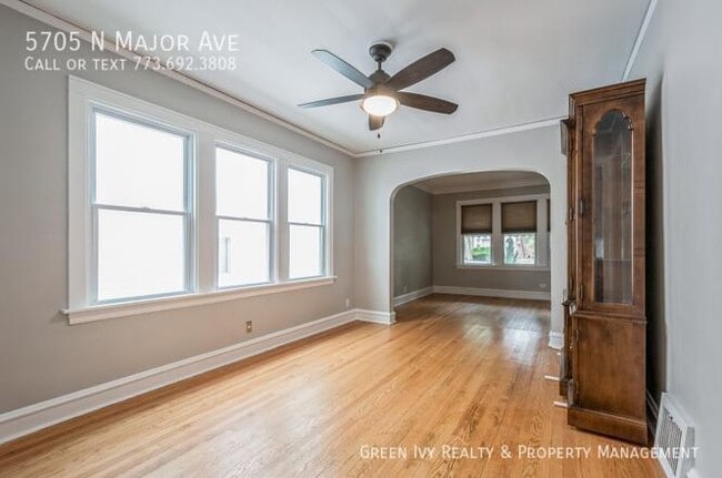 Foto del edificio - 5705 N Major Ave