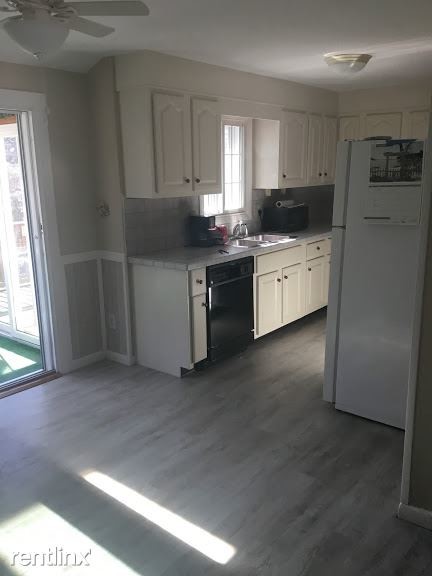 Foto del edificio - 3 br, 1 bath House - 155 Rodney Road