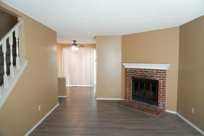 Building Photo - 9242 E Funston Ct