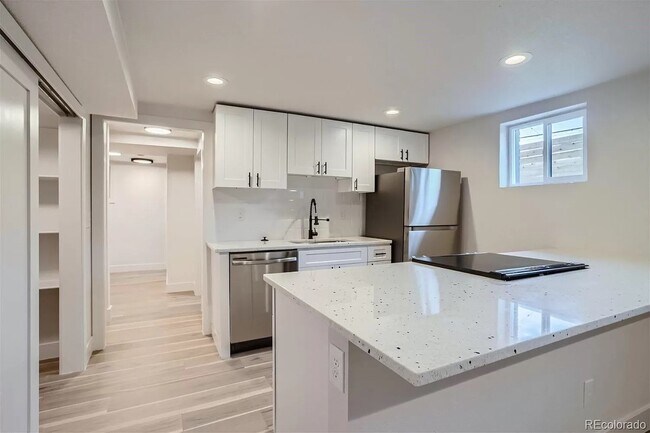 Foto del edificio - 1400 Perry St