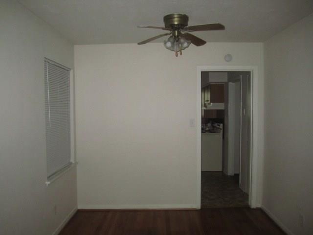 Foto del edificio - 9630 Larston St