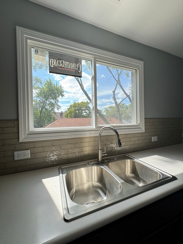 Foto del edificio - 7141 S Damen Ave