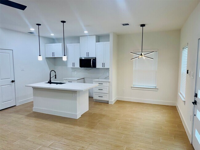 Foto del edificio - 5710 Delmack St