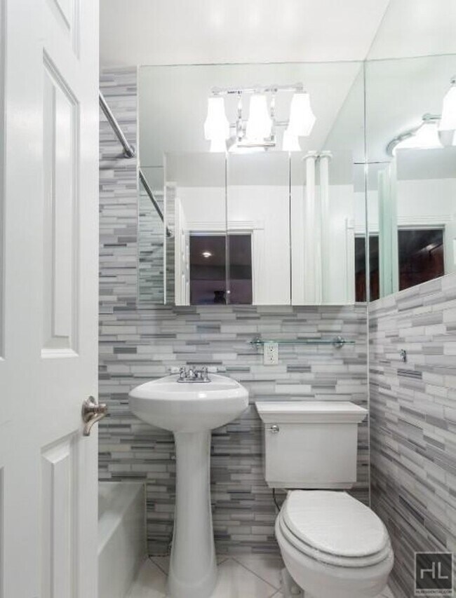 Foto del edificio - AMAZING 1 BR APARTMENT! WON’T LAST!! NO BR...