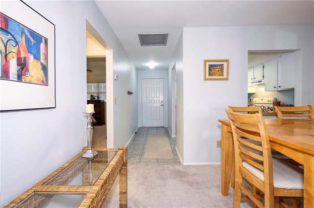 Foto del edificio - 1429 Cape Coral Pkwy W