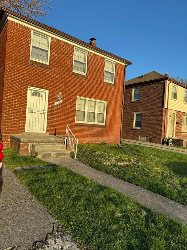 14622 Heyden St, Detroit, MI 48223 House Rental in Detroit, MI