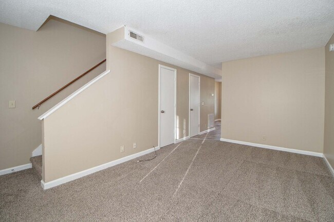 Foto del edificio - 2550-2551 Old Russellville Pike