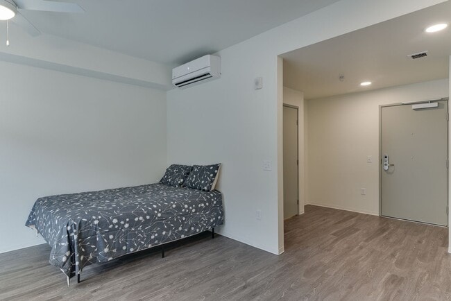 Interior Photo - Derby Slabtown
