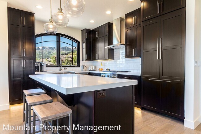 Foto del edificio - 3 br, 2 bath House - 4212 Fairway Lane, #F4