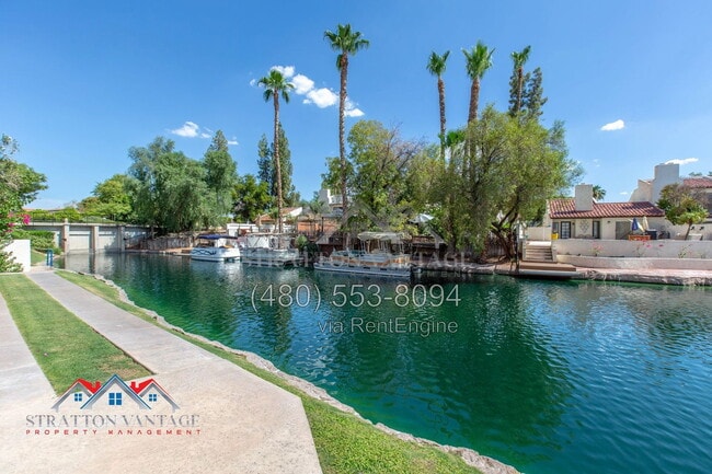 Building Photo - 1143 E Sandpiper Dr