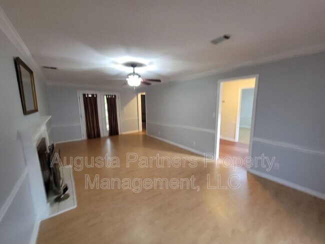 Foto del edificio - 4768 Red Leaf Ct