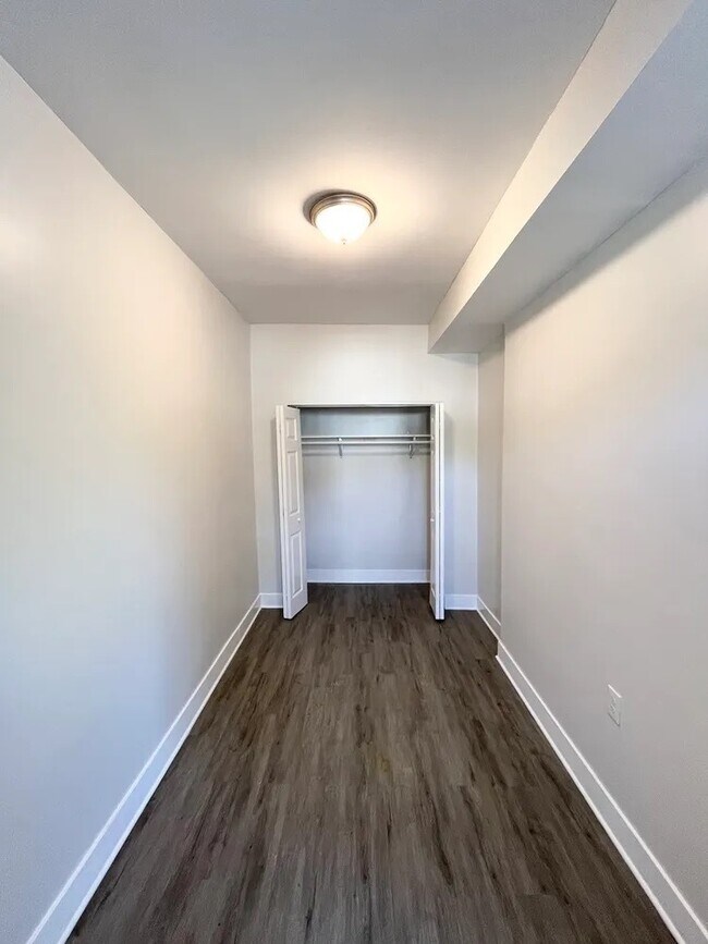 Foto del edificio - 2224 S Sawyer Ave