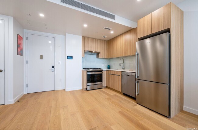 Foto del edificio - 134-16 35th Ave